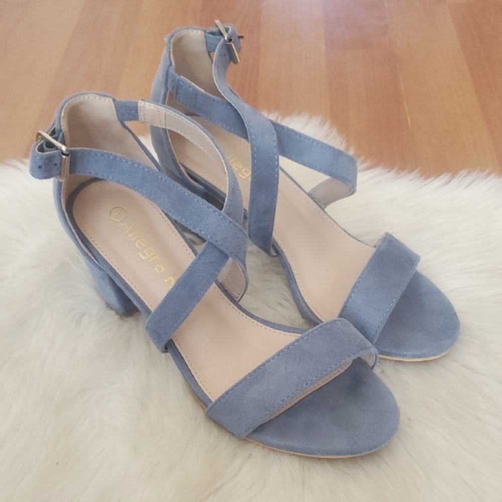 Allegra K blue Faux Suede Strappy Sandals Sz 7. Excellent condition worn once.